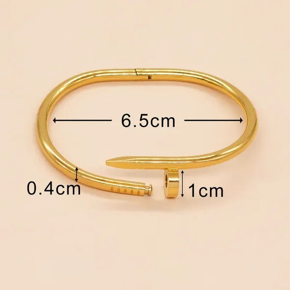 bracelet clou